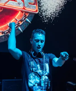DJ-D