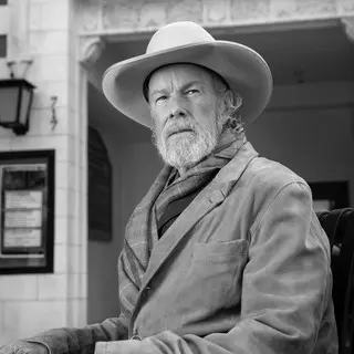 Robert Earl Keen w/ Drayton Farley