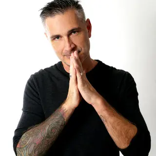 Sean Tyas